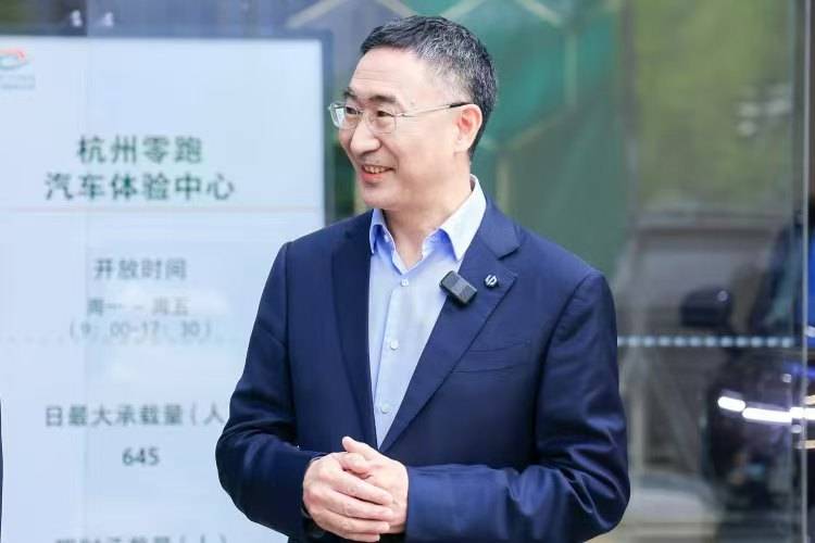 中央网信办：处置违规AI产品3500余款